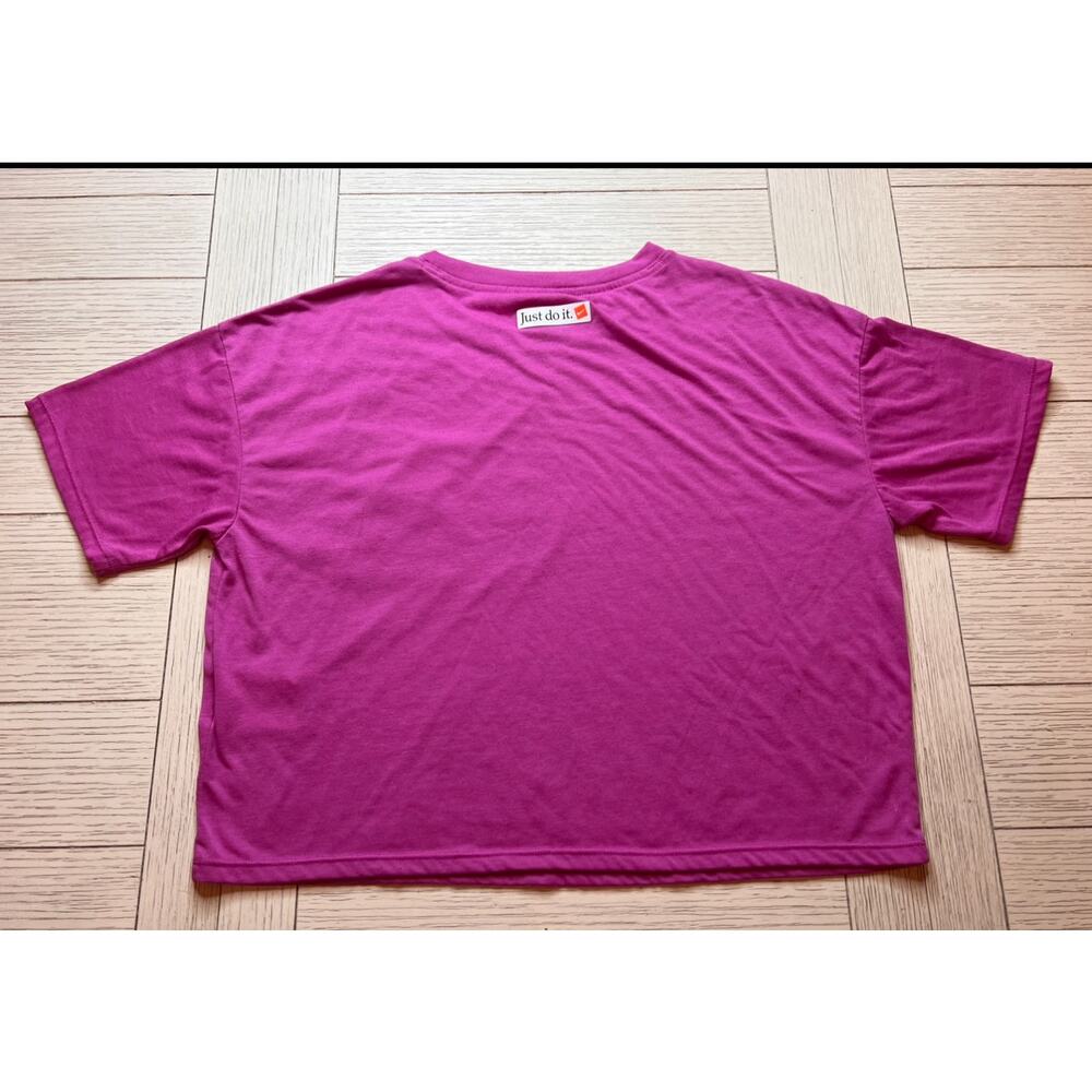 Nike cropped short sleeve‎ hot pink dri-fit sz XS workout athletic t shirt. - Picture 7 of 9